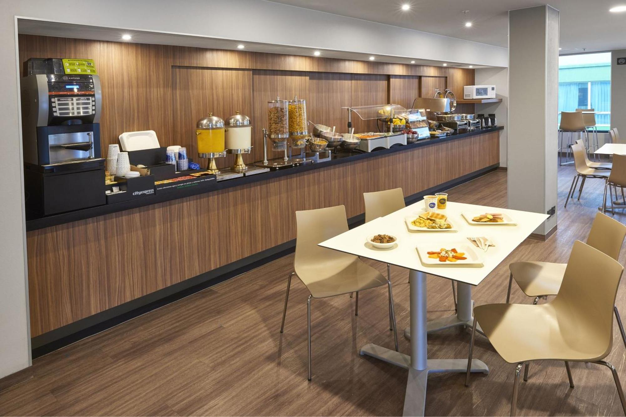 City Express By Marriott Monterrey Lindavista Guadalupe  Buitenkant foto