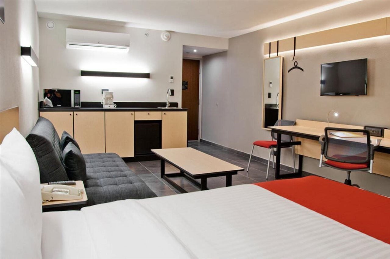 City Express By Marriott Monterrey Lindavista Guadalupe  Buitenkant foto